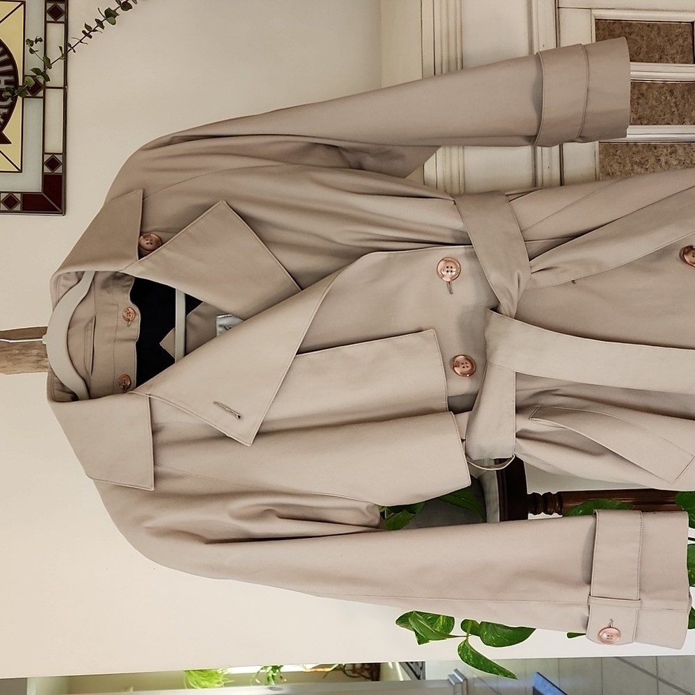 Jacqueline Ferrar Chic Trench Coat 6P